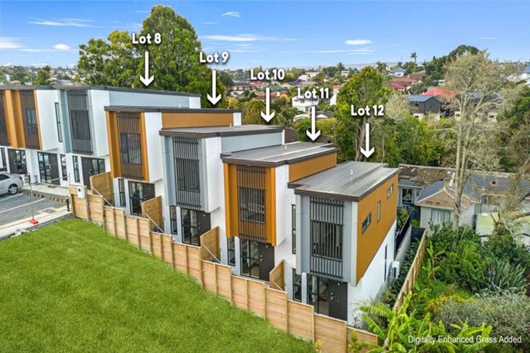 Photo of property in 10/32 Brandon Road, Glen Eden, Auckland, 0602