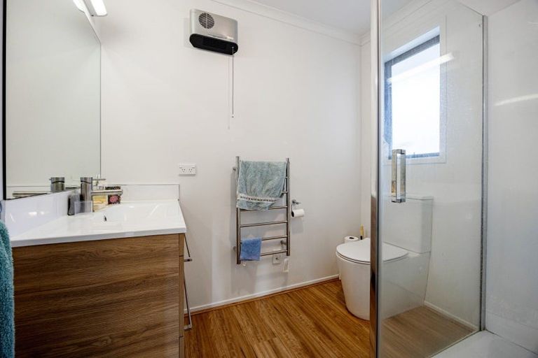 Photo of property in 51 Shrule Place, Huntington, Hamilton, 3210