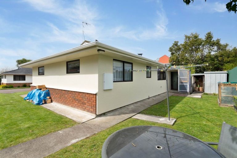 Photo of property in 50c Mcmaster Street, Greytown, 5712