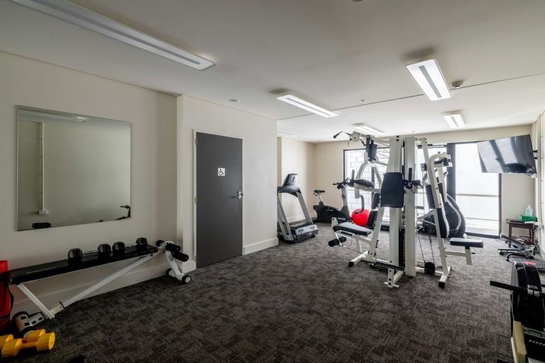 Photo of property in West Fitzroy, 2a/66 Armagh Street, Christchurch Central, Christchurch, 8013