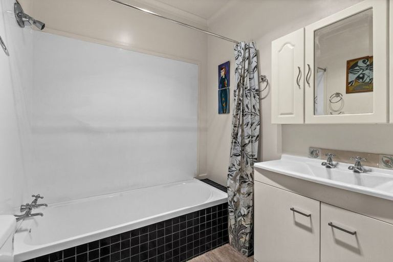 Photo of property in 62 Nelson Crescent, Napier South, Napier, 4110