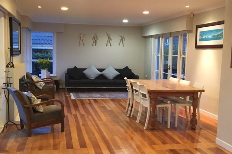 Photo of property in 39 Edgecumbe Road, Tauranga, 3110