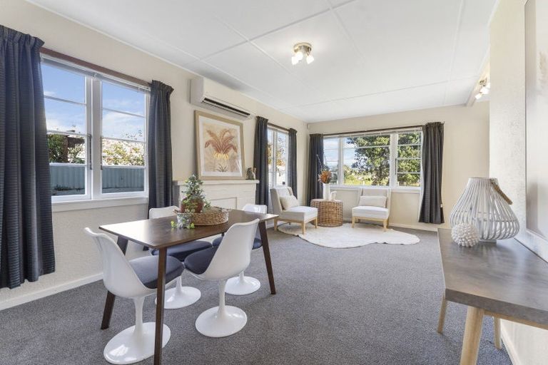 Photo of property in 44 Bluegum Road, Paraparaumu Beach, Paraparaumu, 5032