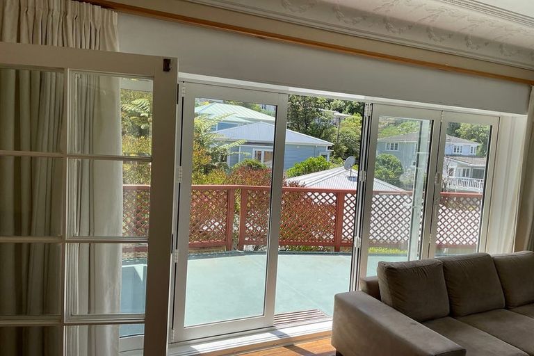 Photo of property in 105 Barnard Street, Wadestown, Wellington, 6012