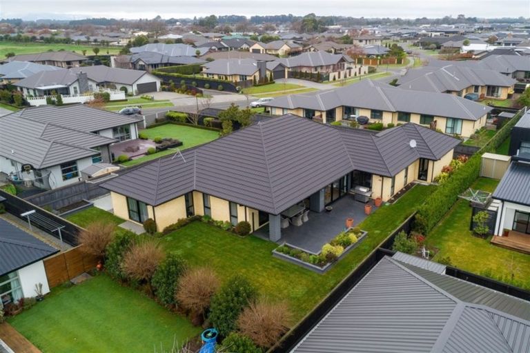 Photo of property in 21 Lindsay Drive, Prebbleton, 7604