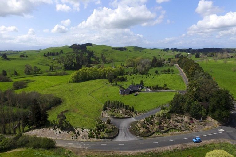 Photo of property in 3 Coxhead Road, Manurewa, Auckland, 2102