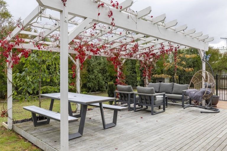 Photo of property in 59 Balmoral Drive, Hilltop, Taupo, 3330