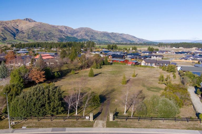 Photo of property in 10 Lot Rc, 76 Nichol Street, Lake Hawea, 9382