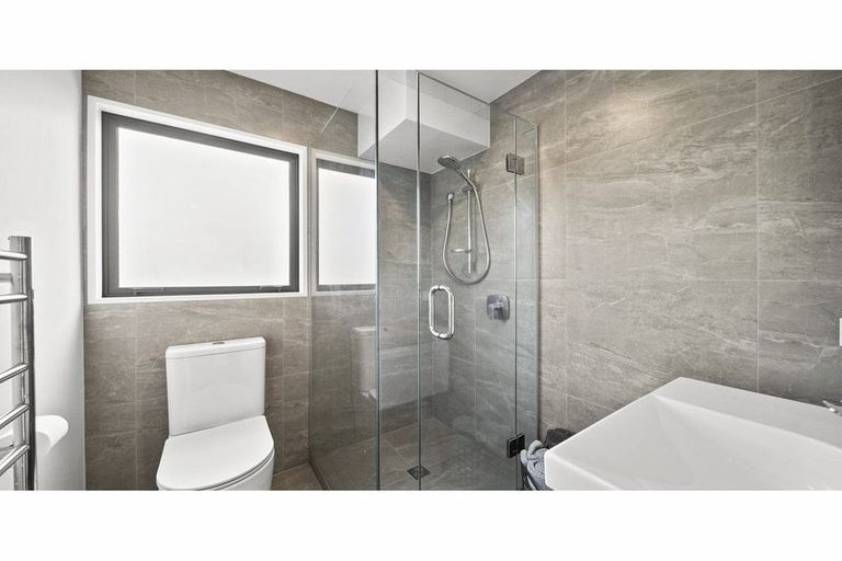 Photo of property in 8a Champion Street, Edgeware, Christchurch, 8013