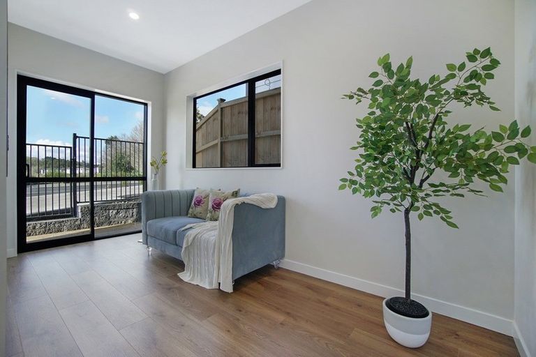 Photo of property in 2 Laquinta Place, Flat Bush, Auckland, 2019