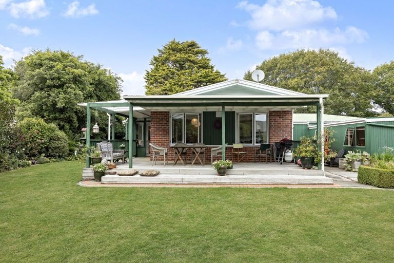 Photo of property in 395 Fergusson Drive, Heretaunga, Upper Hutt, 5018
