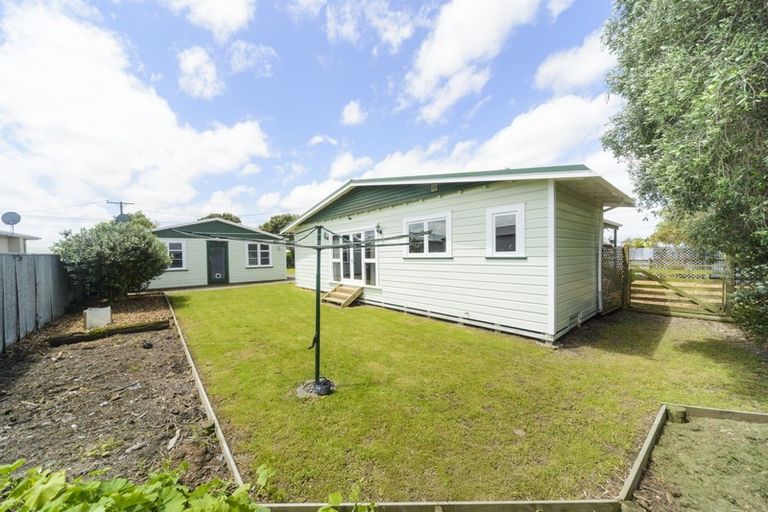 Photo of property in 44 Sherwill Street, Feilding, 4702