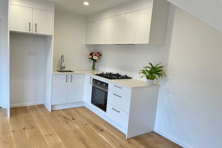 Photo of property in 156a Ti Rakau Drive, Pakuranga, Auckland, 2010
