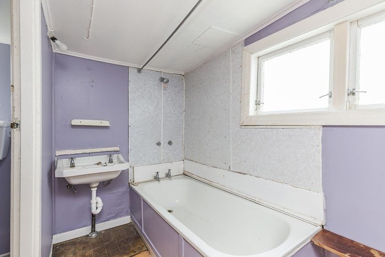 Photo of property in 65 Wright Street, Mount Cook, Wellington, 6021