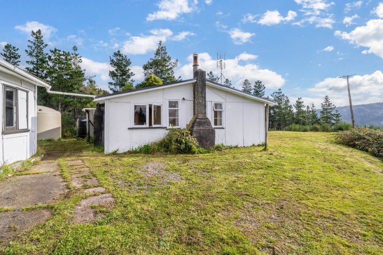 Photo of property in 1220 State Highway 2, Kaitoke, Upper Hutt, 5018