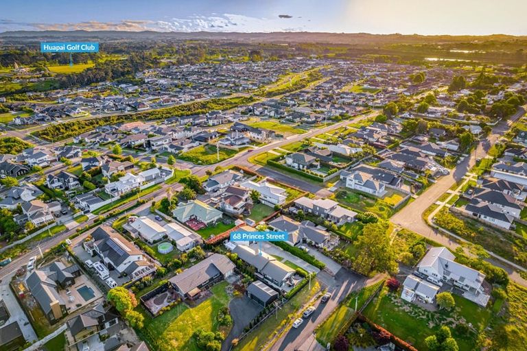 Photo of property in 68 Princes Street, Riverhead, 0820