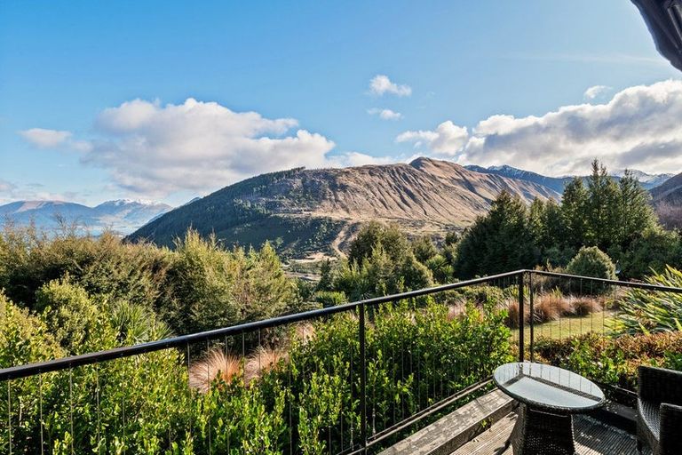 Photo of property in 137 Alpine Retreat Road, Ben Lomond, Queenstown, 9371