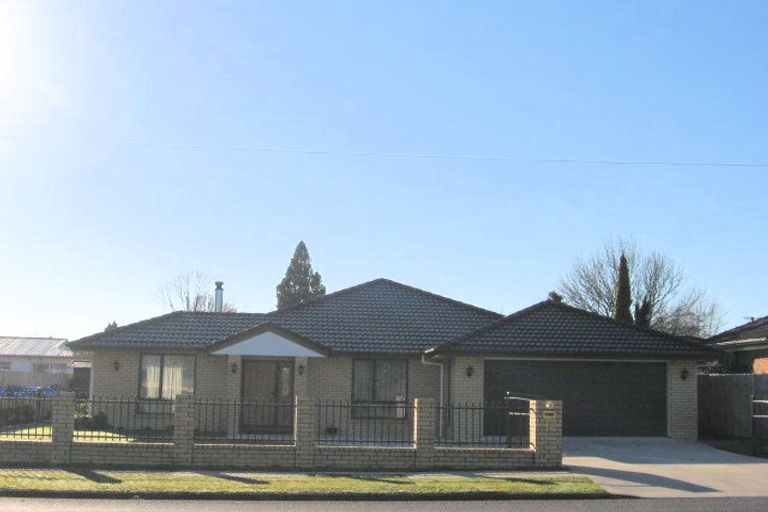 Photo of property in 6 Marne Road, Papakura, 2110