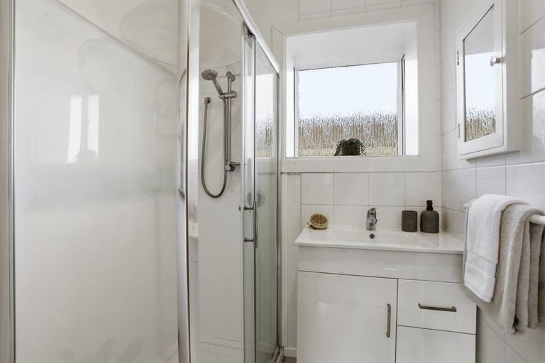Photo of property in 5 Inverell Place, North New Brighton, Christchurch, 8083