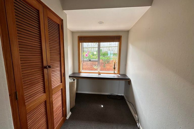 Photo of property in 55 Salford Street, Newlands, Wellington, 6037