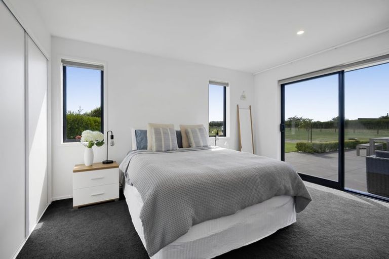 Photo of property in 8 Tikorangi Road East, 4383