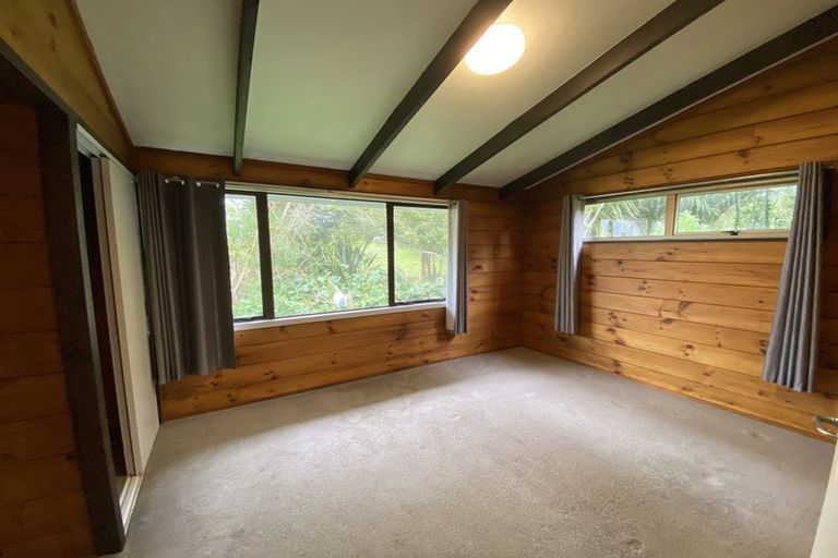 Photo of property in 26 Seaview Road, Glenfield, Auckland, 0629