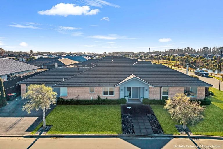 Photo of property in 2 Te Aika Street, Marshland, Christchurch, 8083