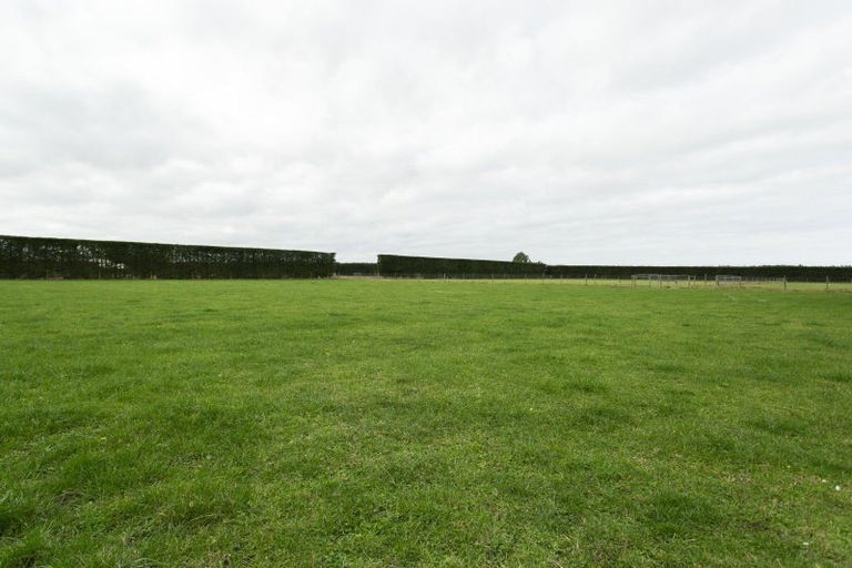 Photo of property in 1371 Longbeach Road, Eiffelton, Ashburton, 7774
