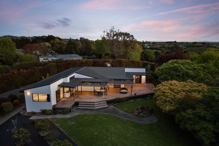 Photo of property in 14 Wade Place, Welcome Bay, Tauranga, 3175