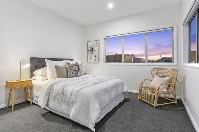 Photo of property in 8 Myland Drive, Hobsonville, Auckland, 0616