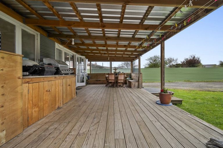 Photo of property in 35 Potaka Street, Marton, 4710