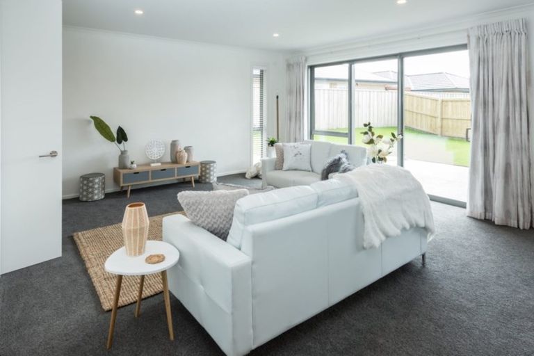 Photo of property in 7 Captain Rings Drive, Papakura, 2110