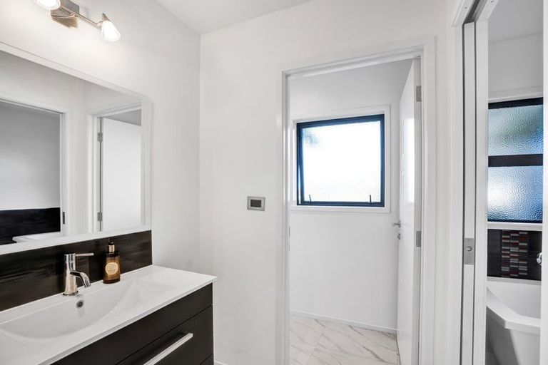 Photo of property in 60 Monmouth Road, Pembroke, Stratford, 4394