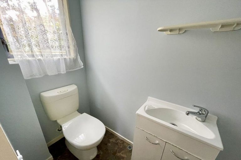 Photo of property in 151 Queens Drive, Lyall Bay, Wellington, 6022