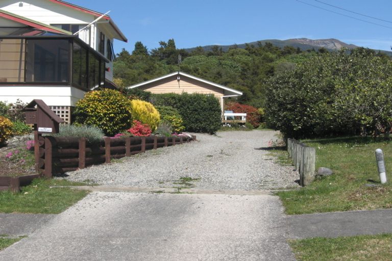 Photo of property in 30 Kutai Street, Turangi, 3334