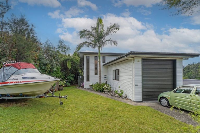 Photo of property in 55 Windsor Drive, Tairua, 3508