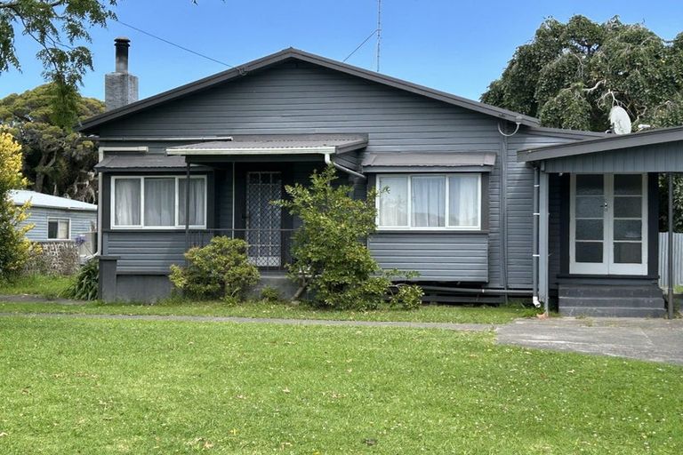 Photo of property in 35 Freyberg Street, Wairoa, 4108