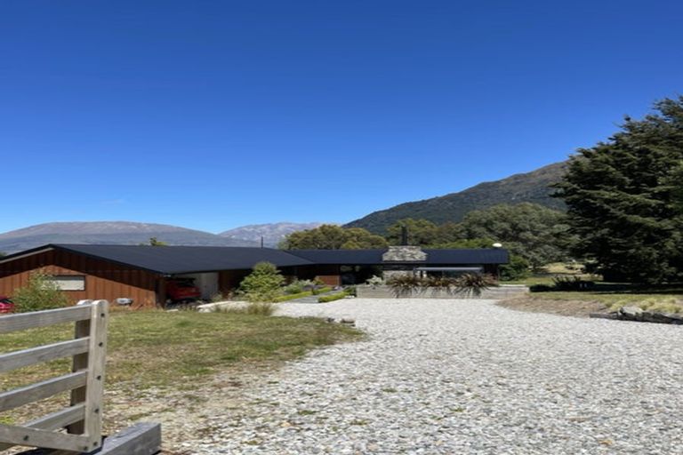 Photo of property in 1144 Glenorchy-queenstown, Mount Creighton, Queenstown, 9371