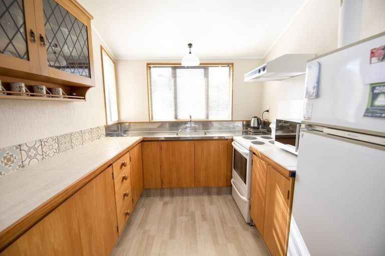 Photo of property in 64a Avondale Road, Taradale, Napier, 4112