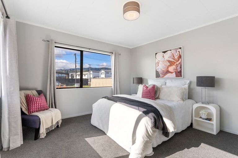 Photo of property in 10 Maclean Street, Wallaceville, Upper Hutt, 5018