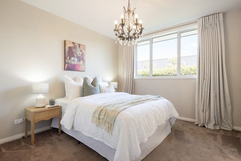 Photo of property in 129 Saint Kilda Road, Cambridge, 3434