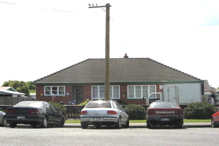 Photo of property in 15 Silvester Street, Woolston, Christchurch, 8023