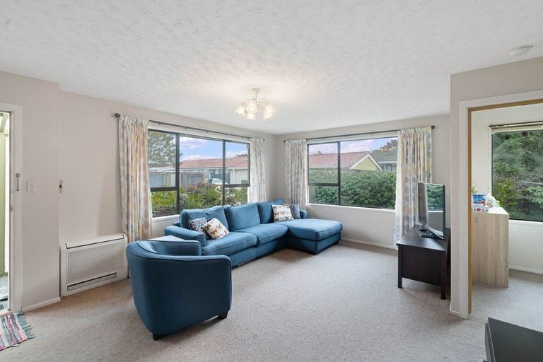 Photo of property in 1/6 Steadman Road, Broomfield, Christchurch, 8042