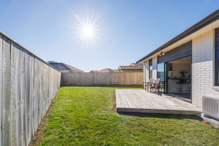 Photo of property in 4 Butler Place, Fitzherbert, Palmerston North, 4410