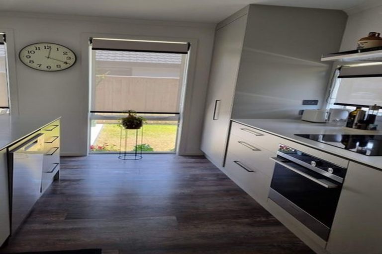 Photo of property in 32 Oakdale Grove, Richmond, 7020