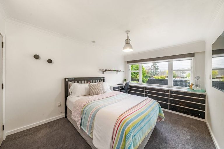 Photo of property in 18 Pempsey Street, Silverstream, Upper Hutt, 5019