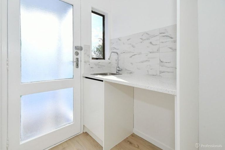 Photo of property in 36 Tamworth Close, Manurewa, Auckland, 2102