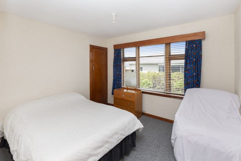 Photo of property in 30 Cuffs Road, Wainoni, Christchurch, 8061