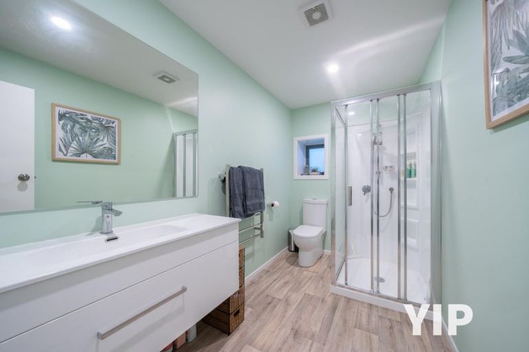 Photo of property in 5 Hallewell Crescent, Johnsonville, Wellington, 6037