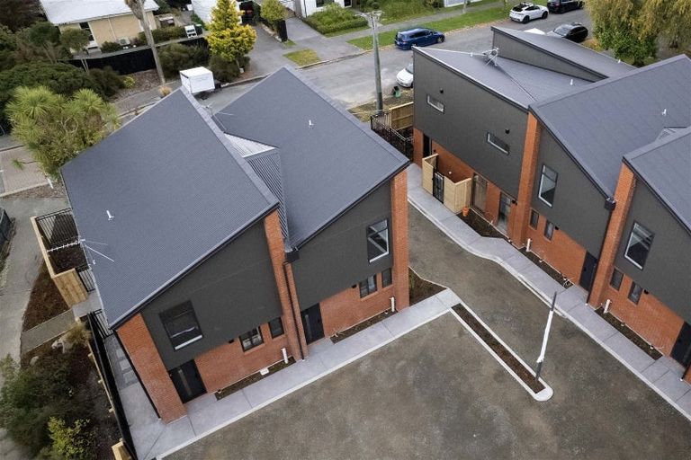 Photo of property in 10/206 Geraldine Street, Edgeware, Christchurch, 8013